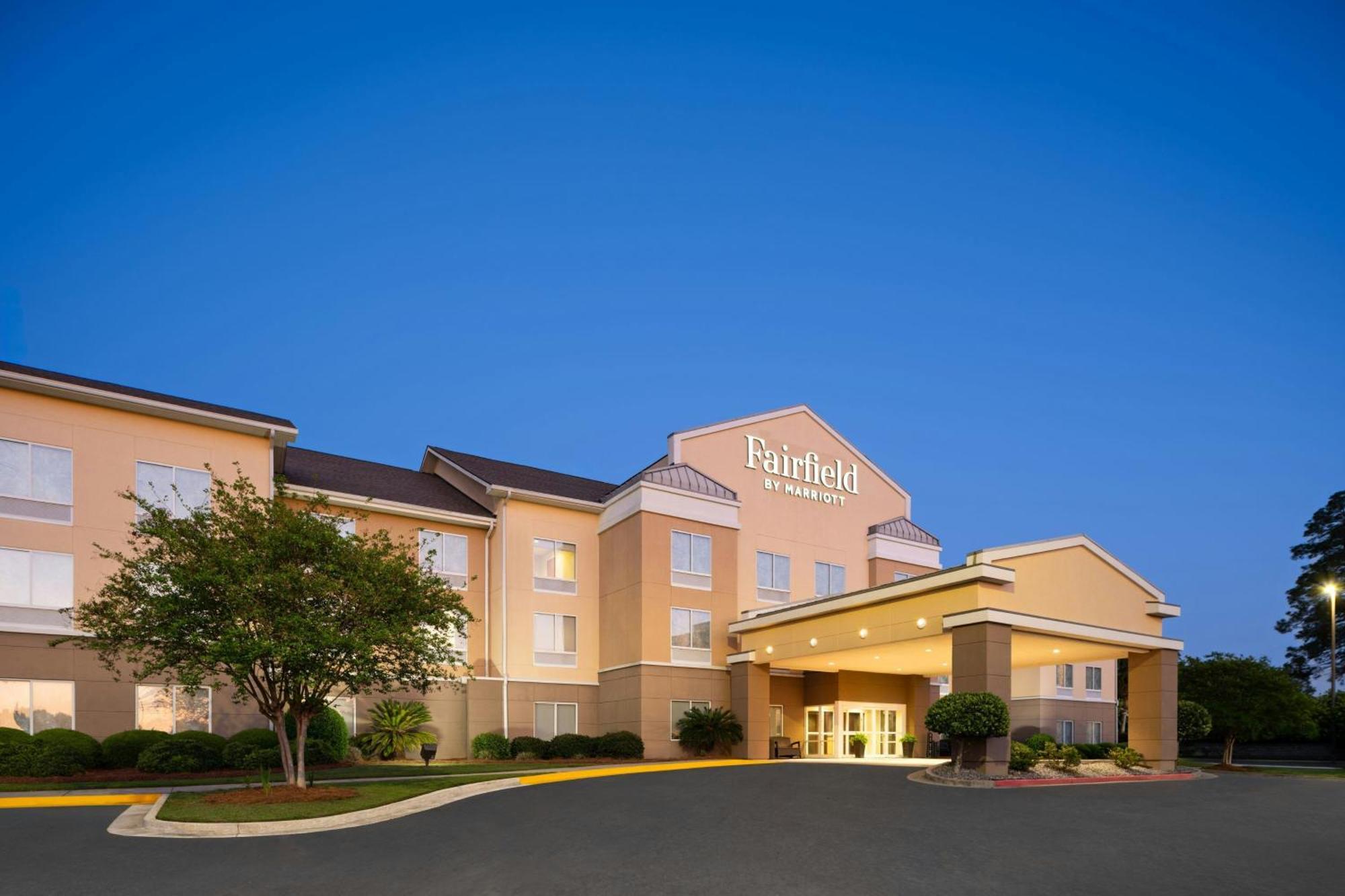 Fairfield Inn And Suites By Marriott Tifton Exterior photo